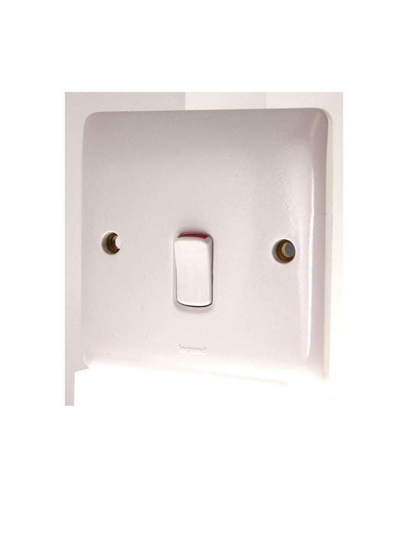 ليجراند مفتاح لوحي ثنائي القطب من ليجراند سينرجي وايت بمؤشر طاقة 20 أمبير 250 فولت - 730012 - Image 1