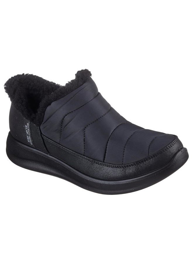 SKECHERS Women's Cozy Escape-Snow Puff Slipper, Black/Black, 38.5 EU - Image 3
