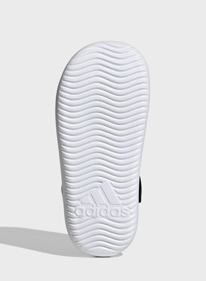 adidas صندل صيفي للسباحة مغلق من الأمام