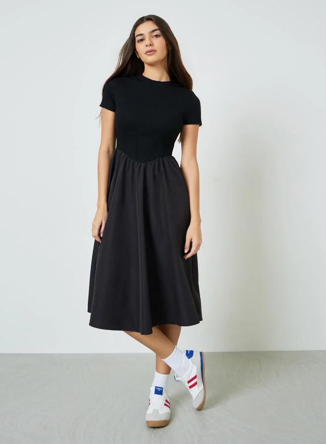 تايك تو Black Corset Waist A-Line Midi Dress