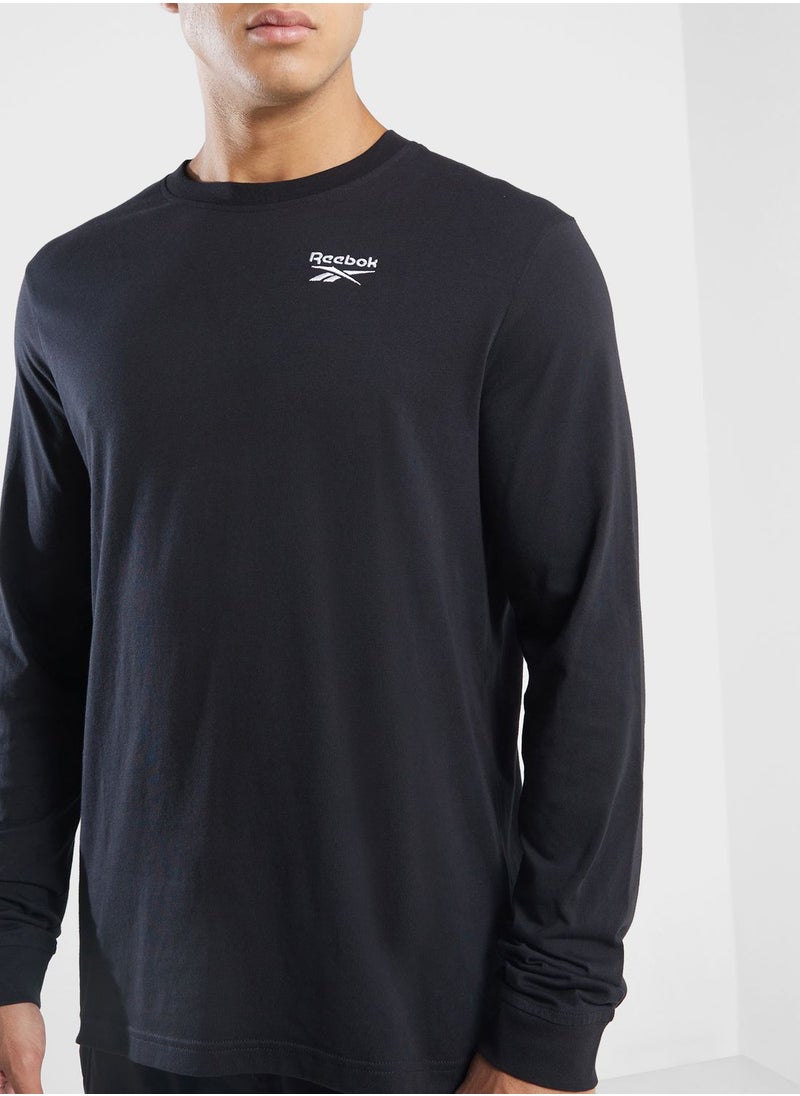 Reebok - Identity Logo T-Shirt - Image 1