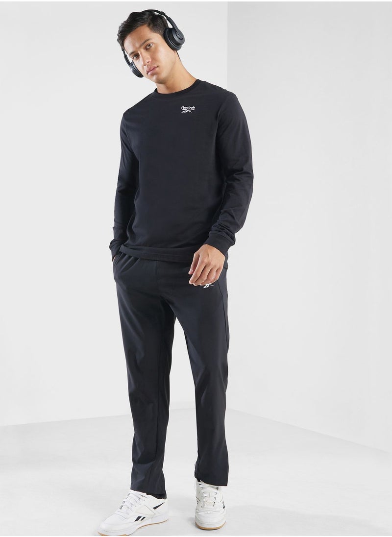 Reebok - Identity Logo T-Shirt - Image 1