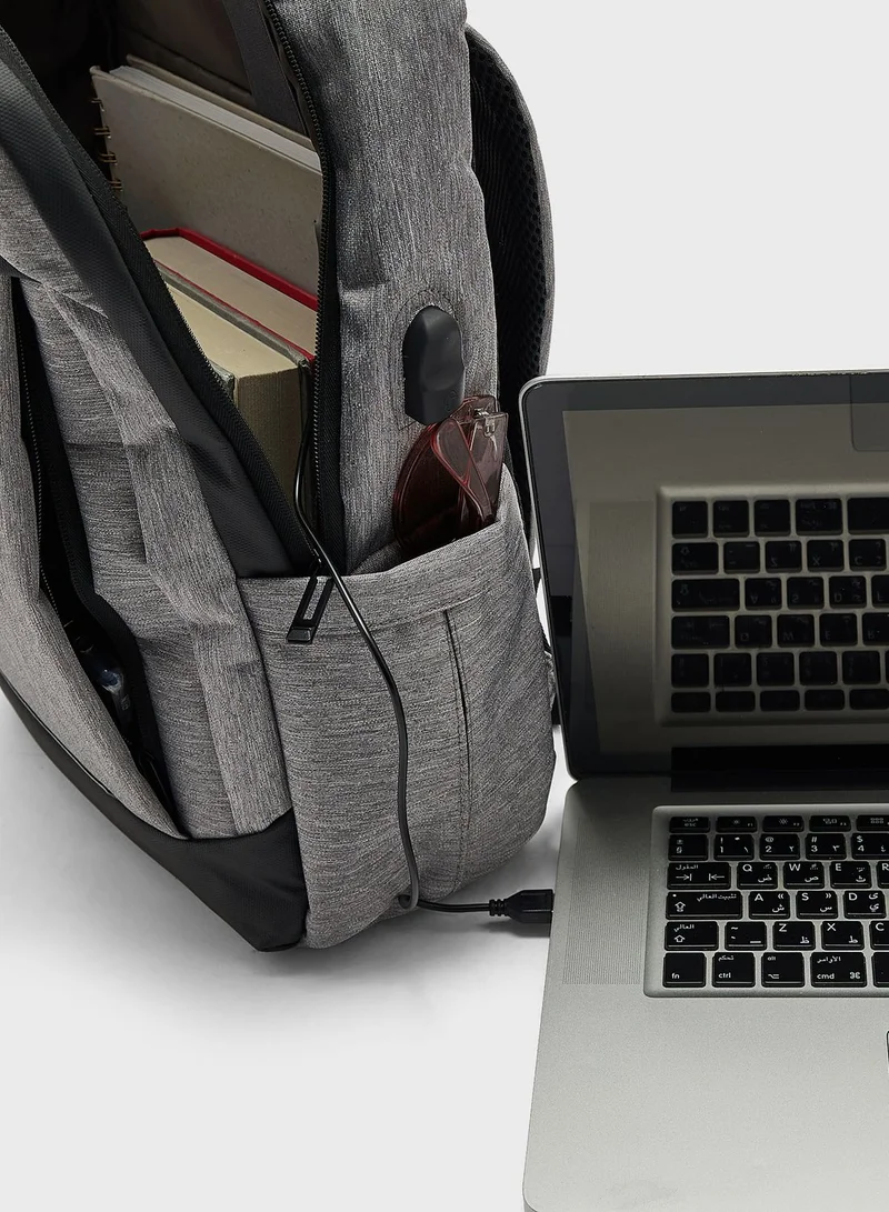 Robert Wood Casual Backpack With Padded Support And Usb Port