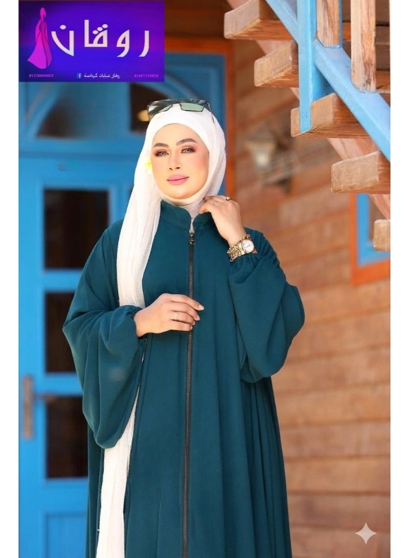 عباية كريب حرير تركي فخمة – ترند 2026 للعيد والحج والعمرة | تصميم أنيق مريح فري سايز - Image 4