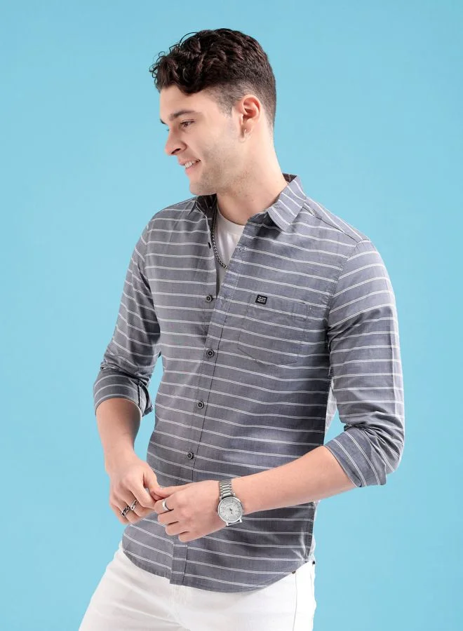 شركة المرآب الهندية Men Slim Fit Striped Full Sleeves Cutaway Collar Casual Shirt