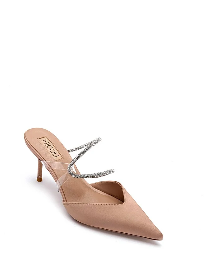 نيكولي سيستين