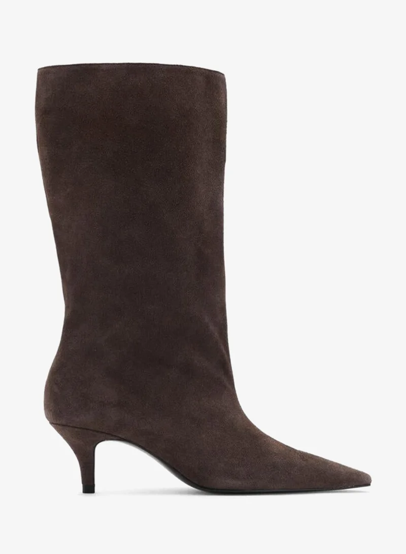 مانجو بوت للكاحل من جلد الغزال بكعب رفيع