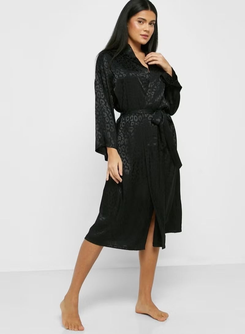 NIBEMINENT Satin Night Robe - Image 3