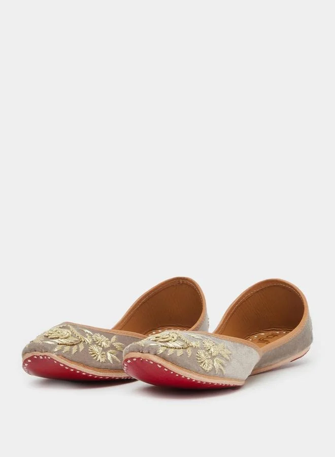 Styli Ethnic Embellished Flat Shoes