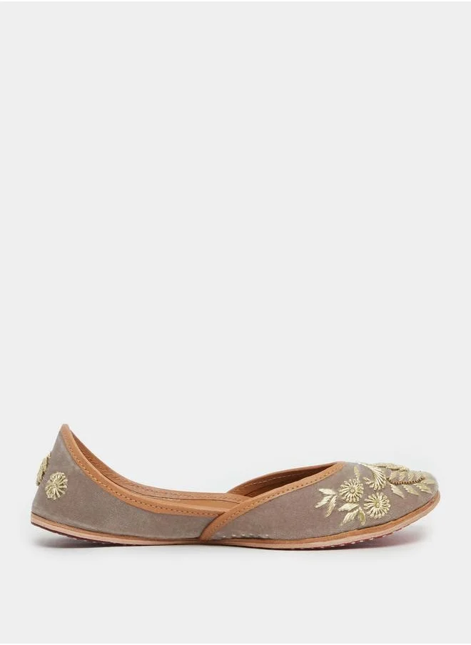 Styli Ethnic Embellished Flat Shoes