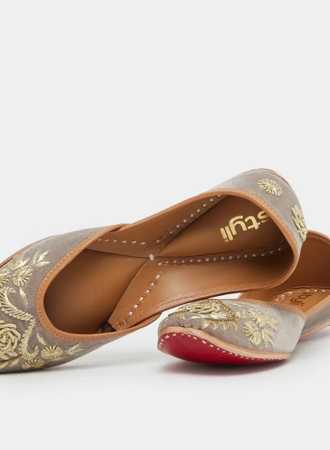 Styli Ethnic Embellished Flat Shoes
