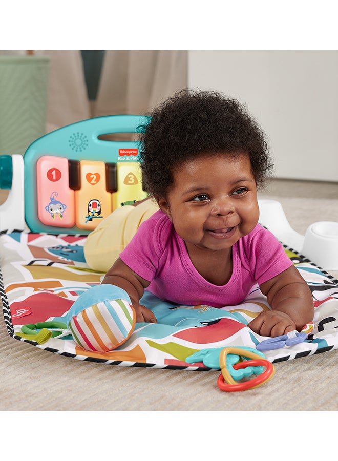 Fisher-Price سجادة نشاط الأطفال تتألق وتنمو، لعبة بيانو قابلة للحمل مع مراحل ذكية للتعلم، للأعمار من 0+ شهر، أزرق، نسخة اللغة الإنجليزية الملكية - Image 2