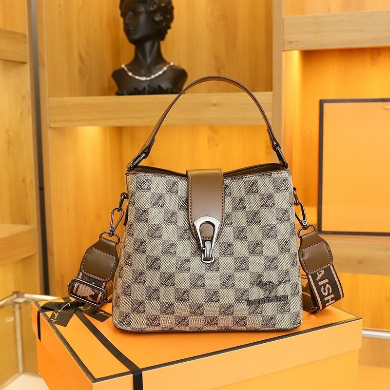 High-End Printed Bucket Bag Large-Capacity Retro Letter Armpit Bag Pu Texture Single Shoulder Crossbody Bag - Image 2