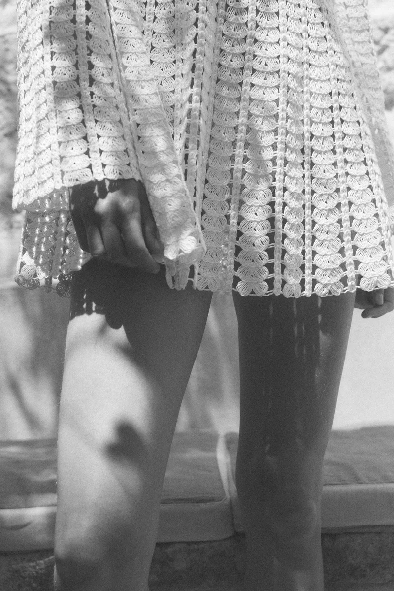 اتش اند ام فستان بمظهر كروشيه