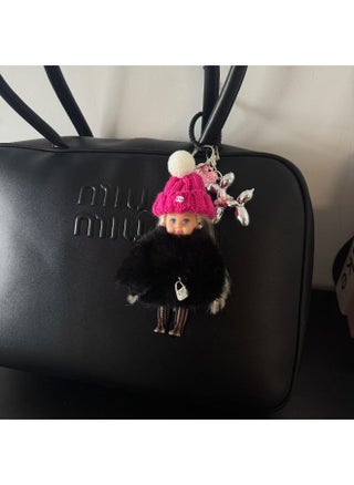 Black fur fuchsia series doll pendant