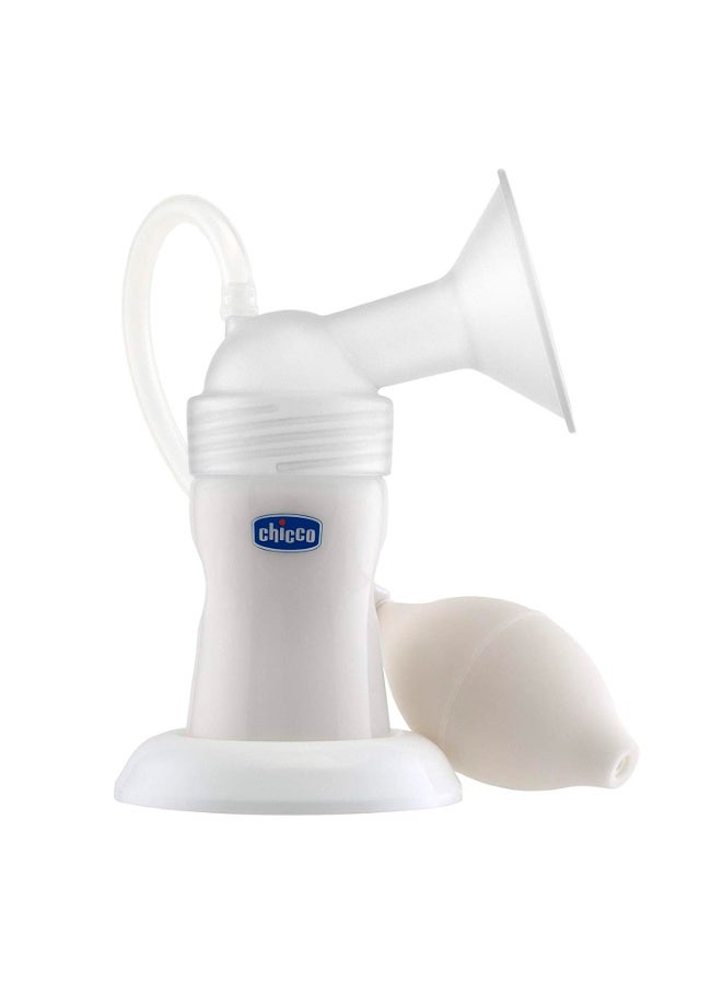 Chicco Classic Breast Pump with Manual Suction Adjustment, Comes with Comfortable Breast Shield, Soft & Gentle, BPA Free - Image 1