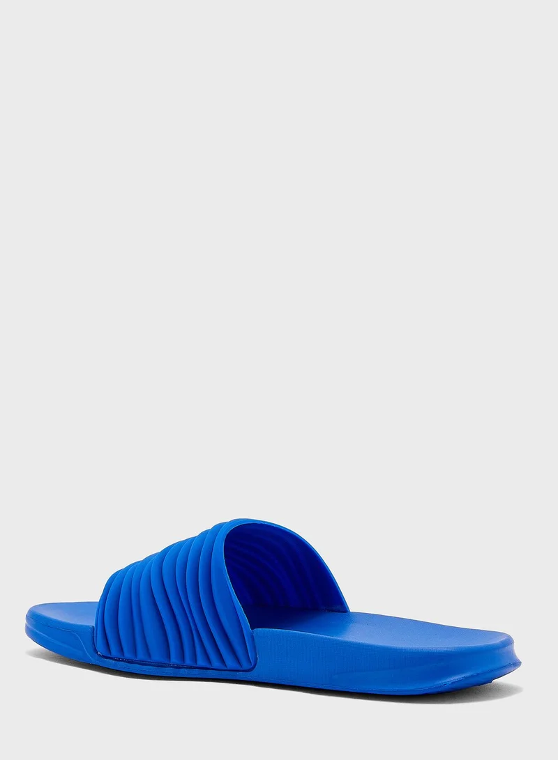NAUTICA Loch Logo Slides
