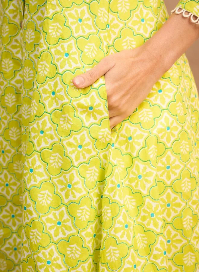 SASSAFRAS  Green Floral Buttoned Pocket Kurta for Women | Best Price UAE