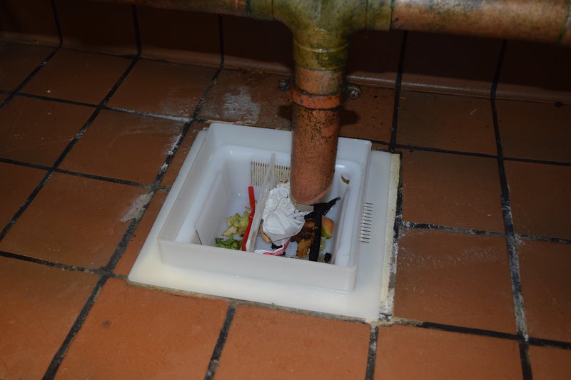 Drain-Net 8.5 Floor Sink Basket with 12 Flange Assembly u0026 Drain Edgeâ„¢ - Image 3