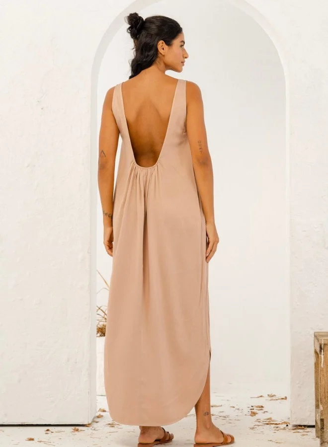 نوماد Backless Maxi Dress