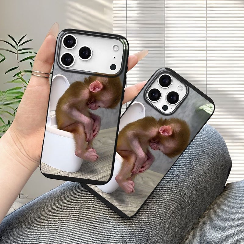 غطاء هاتف أسود كيوت بتصميم قرد الحمام الجديد المقاوم للتعرق بفتحة كبيرة لنمط مات متوافق مع iPhone XS Max هدية مناسبة للجنسين للأصدقاء - Image 3
