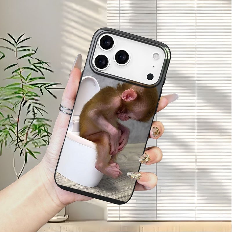 غطاء هاتف أسود كيوت بتصميم قرد الحمام الجديد المقاوم للتعرق بفتحة كبيرة لنمط مات متوافق مع iPhone XS Max هدية مناسبة للجنسين للأصدقاء - Image 4