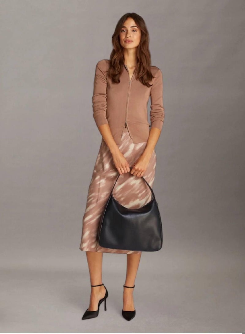 كالفن كلاين شنطة كتف - Image 5