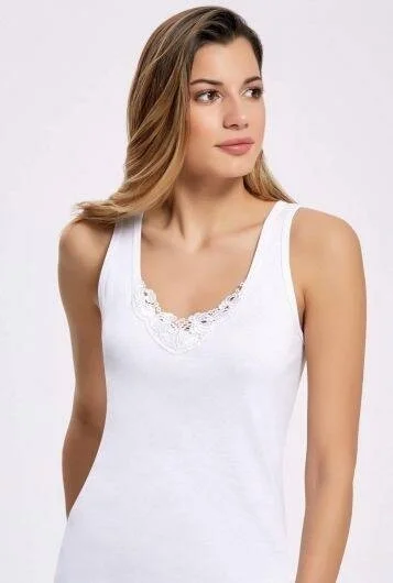 ايلك ايتش جييم Laced Wide Strap White Women's Athlete