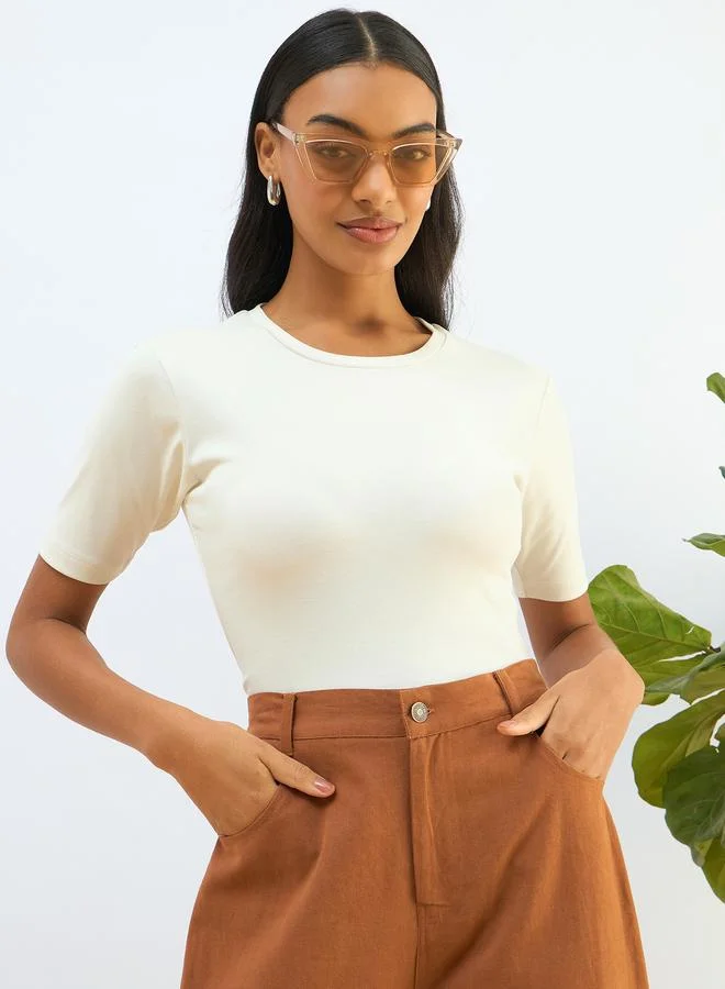 SASSAFRAS Sassafras White Ribbed Short Sleeves Top
