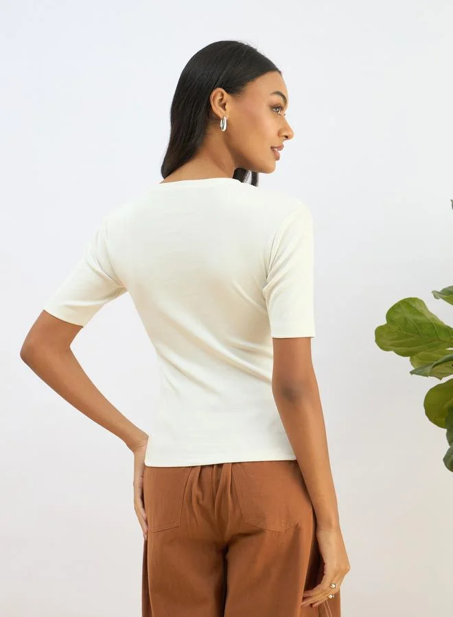 SASSAFRAS White Ribbed Short Sleeves Top