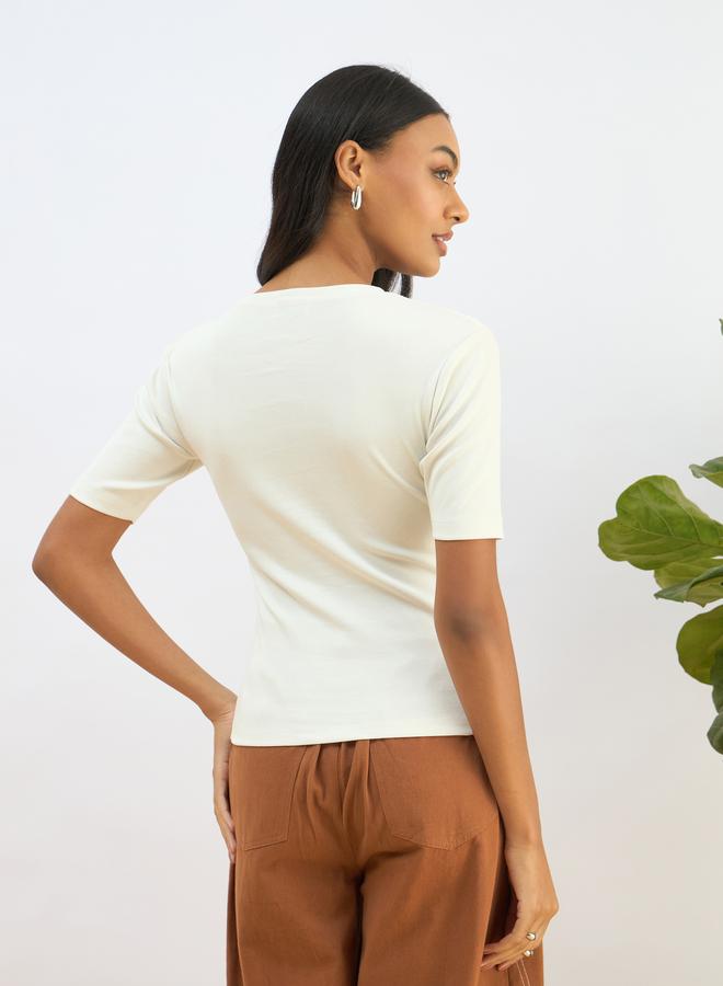 ساسافراس بلوزة ساسافراس بيضاء بأكمام قصيرة مضلعة - Image 5