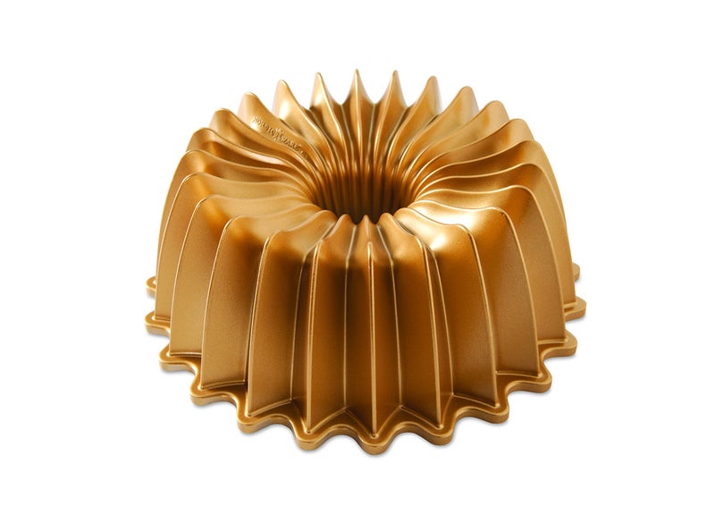 Nordic Ware Brilliance Bundt 10 Cup Gold