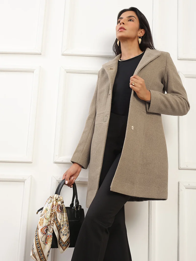 جلو باص معطف شتوي نسائي طويل بأكمام طويلة وياقة وهمية وخطوط وتصميم ذاتي وجيبين من جلوبس