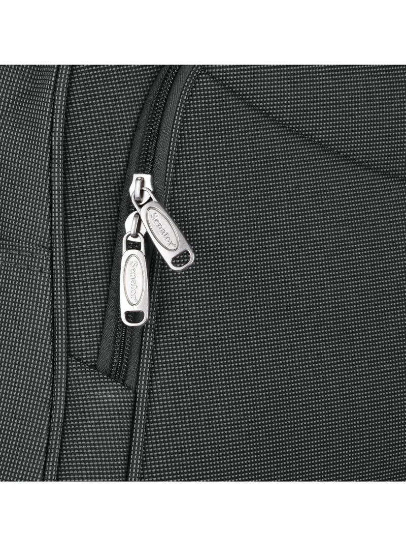 SENATOR Travel Duffle Bag for Unisex Lightweight Nylon Bag Multi Pocket Water & Scratch Resistant Adjustable Shoulder Strap Weekend Bag Convenient Carry On Luggage for Camping Training 34L Green EA218