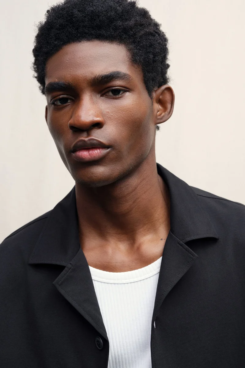 اتش اند ام جاكيت من الجيرسيه بقصة عادية