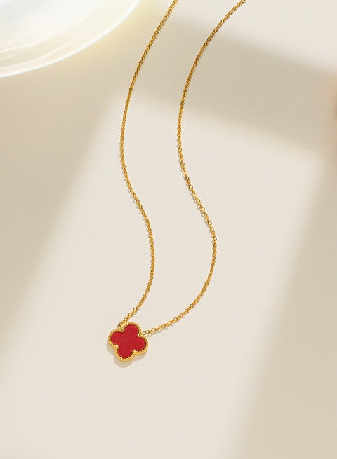 Van Cleef & Arpels Magic Alhambra Clover Necklace