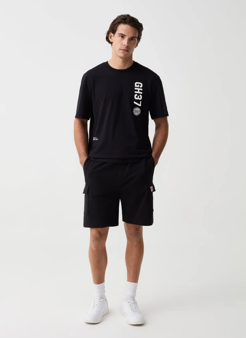 او في اس Black
