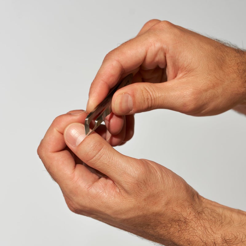 Tweezerman Mini Squeeze Cutical Nipper, Silver - Image 2