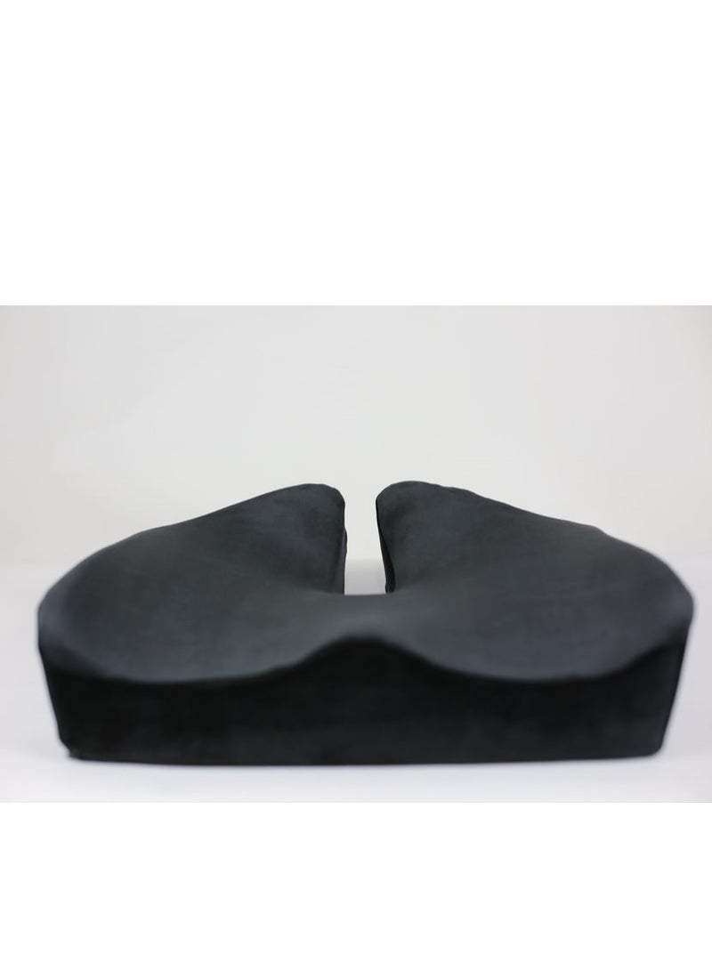 ماكس كمفورت مقعد ناسور مطور من الميموري فوم , حل طبيعي لآلام اسفل الظهر وآلام الناسور وتخفيف عرق النسا , لون اسود - Image 2