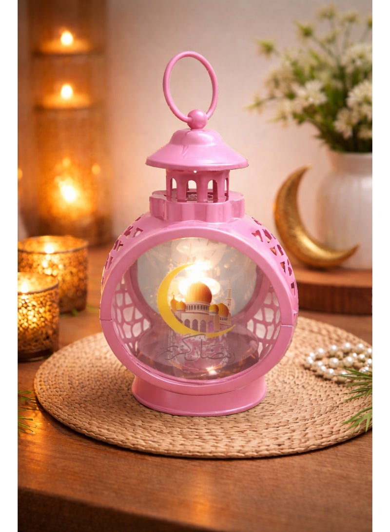 فانوس رمضان بينك موديل 5051 – صوت ونور – 24 × 12 سم – ديكور رف وتعليق - Image 1