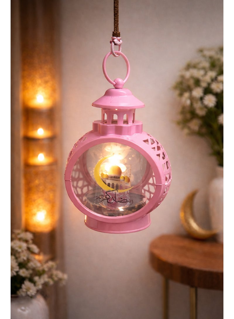 فانوس رمضان بينك موديل 5051 – صوت ونور – 24 × 12 سم – ديكور رف وتعليق - Image 4