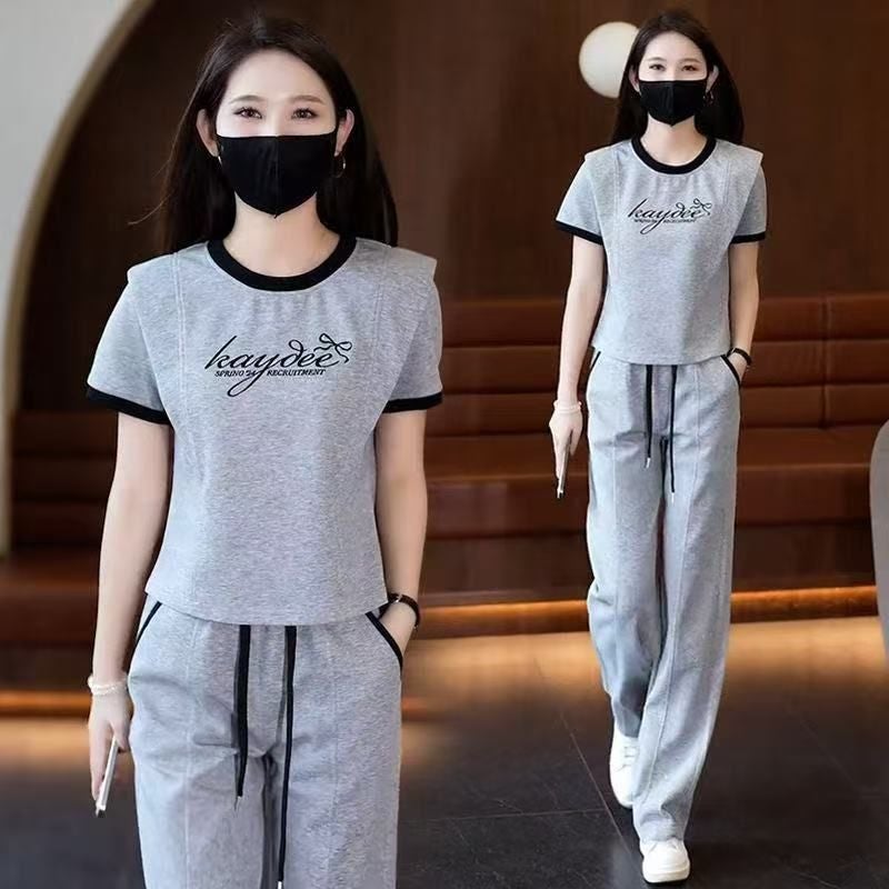 Casual Sportswear Suit for Women 2026 Summer New Stylish Mom Outfit Fashionable Loose Plus Size Slimming Two-Piece Set - Image 2