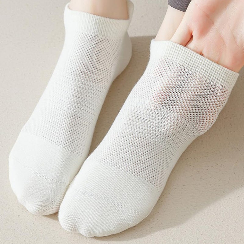 PUJANE 5 Pairs Grip Pilates Socks for Women, Non Slip Yoga Athletic Ankle Grippy Socks for Barre Ballet Gym Workout - Image 3