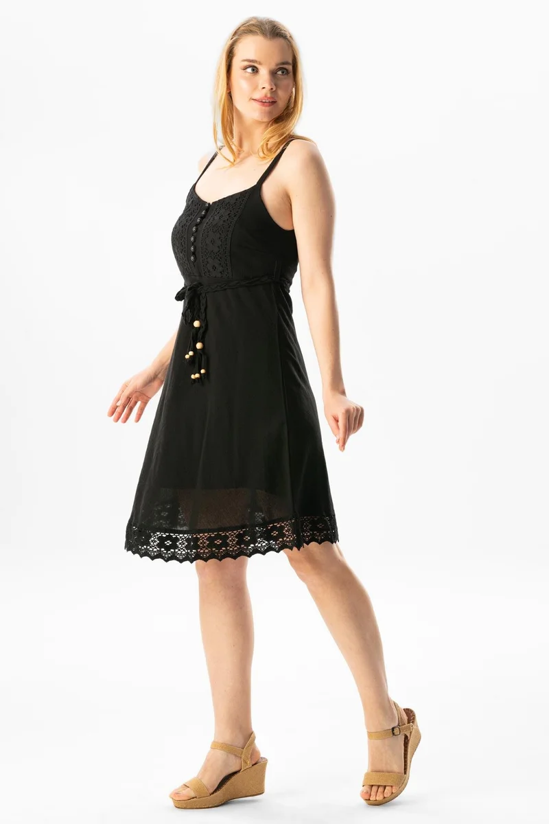 اليش شيل بيزي Lace Trimmed Dress