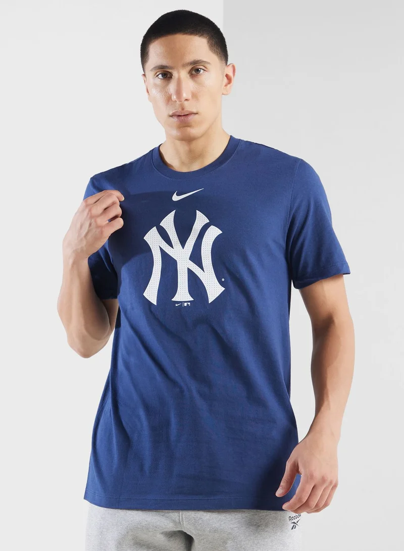 New York Yankees Logo T-Shirt