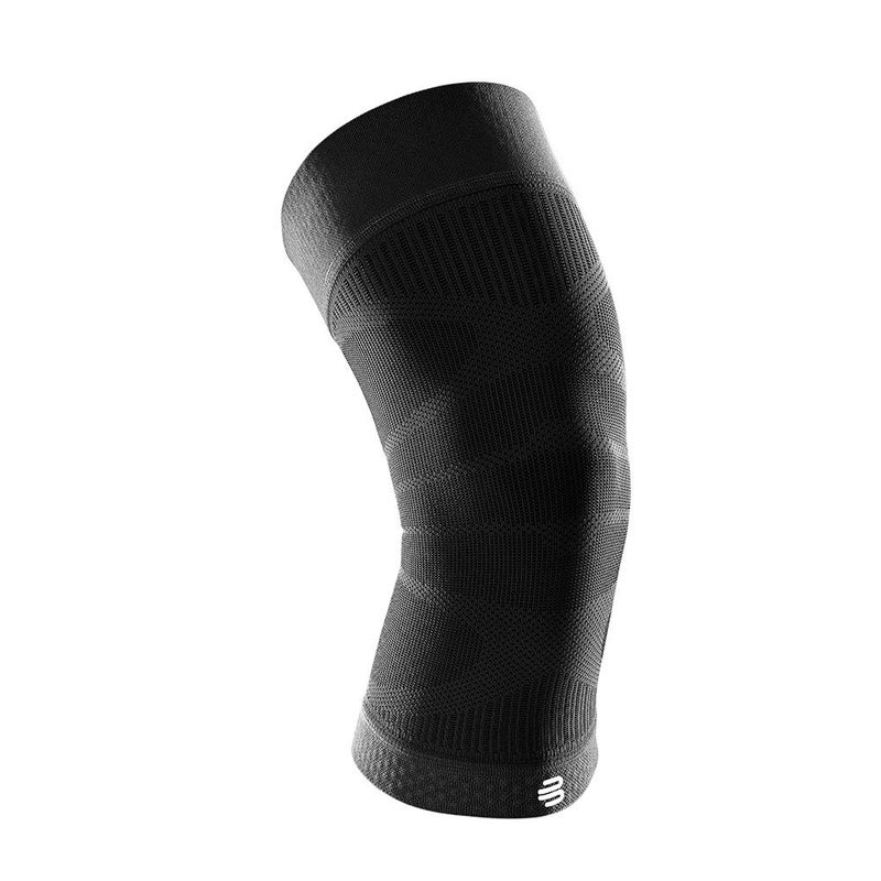 Bauerfeind Sports Compression Knee Sleeve - Lightweight Design with Gripping Zones for Knee Pain Relief & Performance, Black, Size M - Image 1