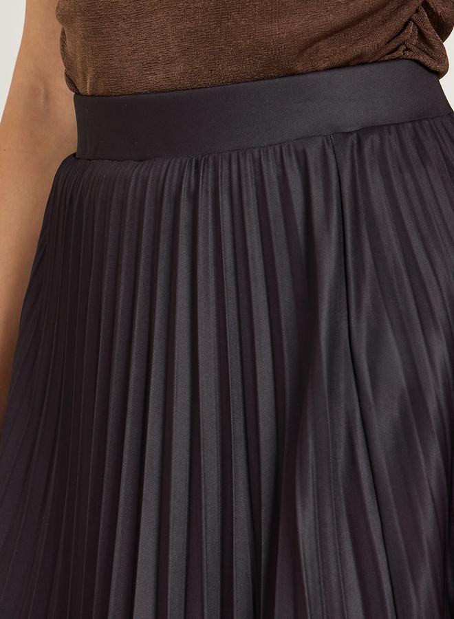 ستايلي تنورة ميدي بكسرات وحافة واسعة بنمط متدرج - Image 3