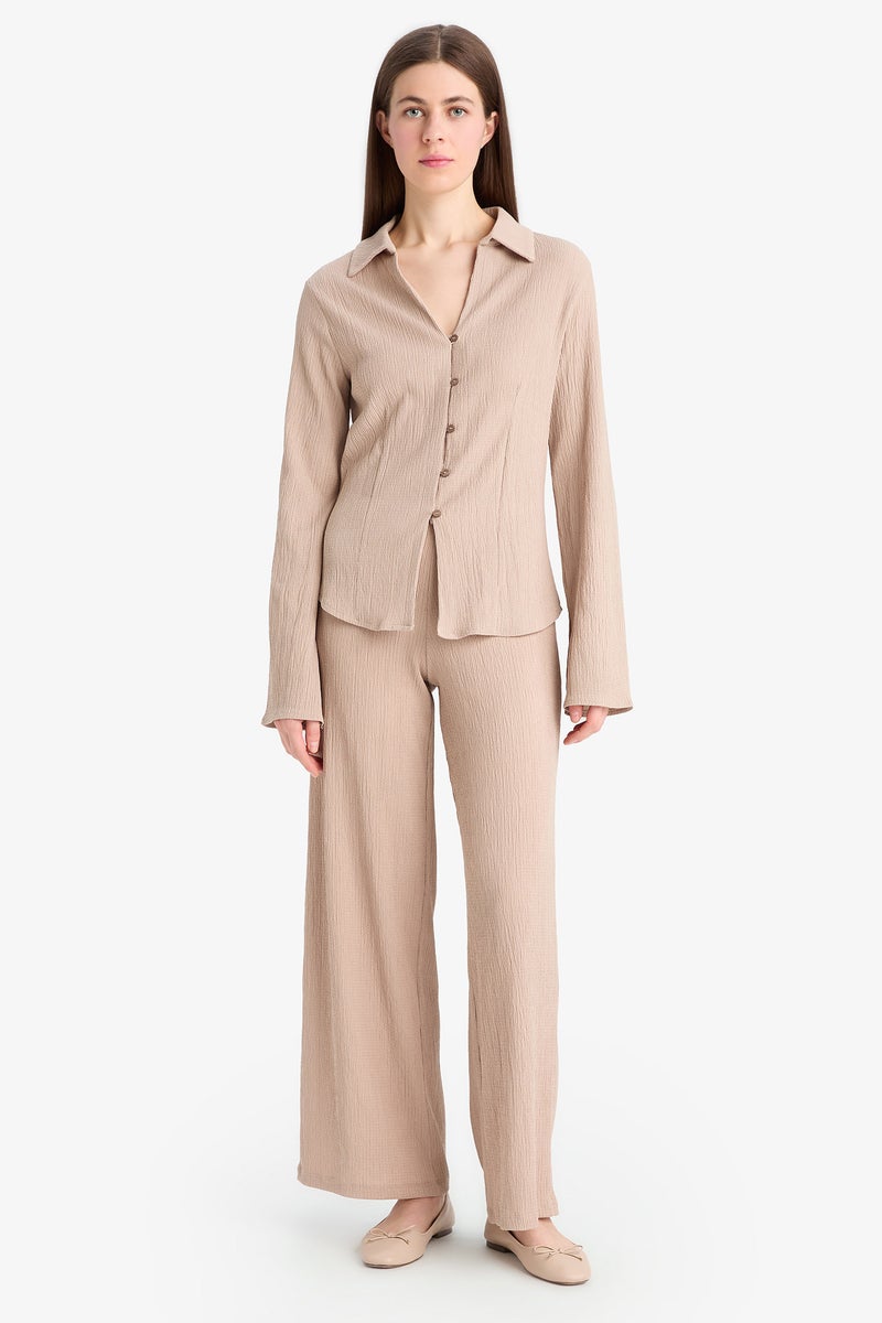 Woman Wide Leg Crinkle Trousers