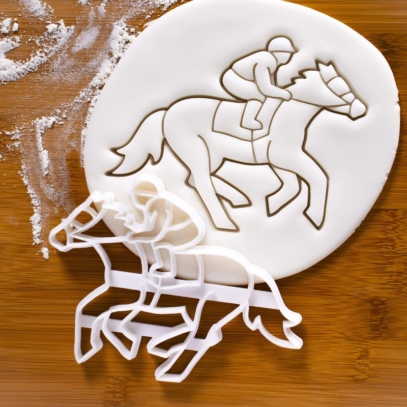 Bakerlogy Set of 2 Jockey cookie cutters (Designs: Jockey and Horse Shoe)  2 pieces - Bakerlogy - Image 3
