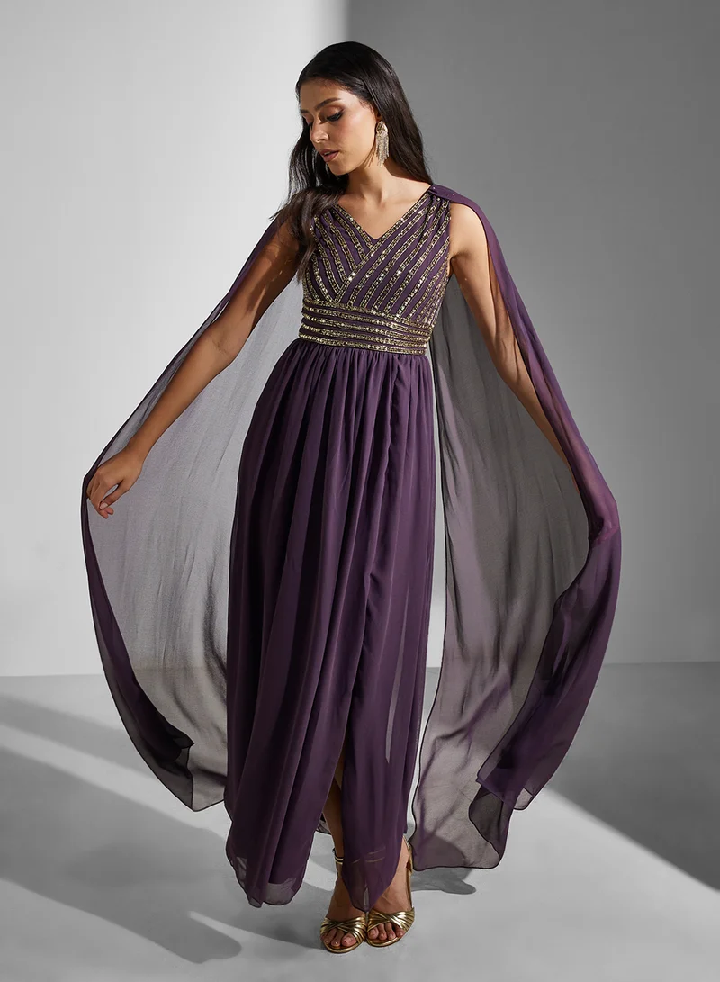 اميليا روز Embellished Chiffon Dress